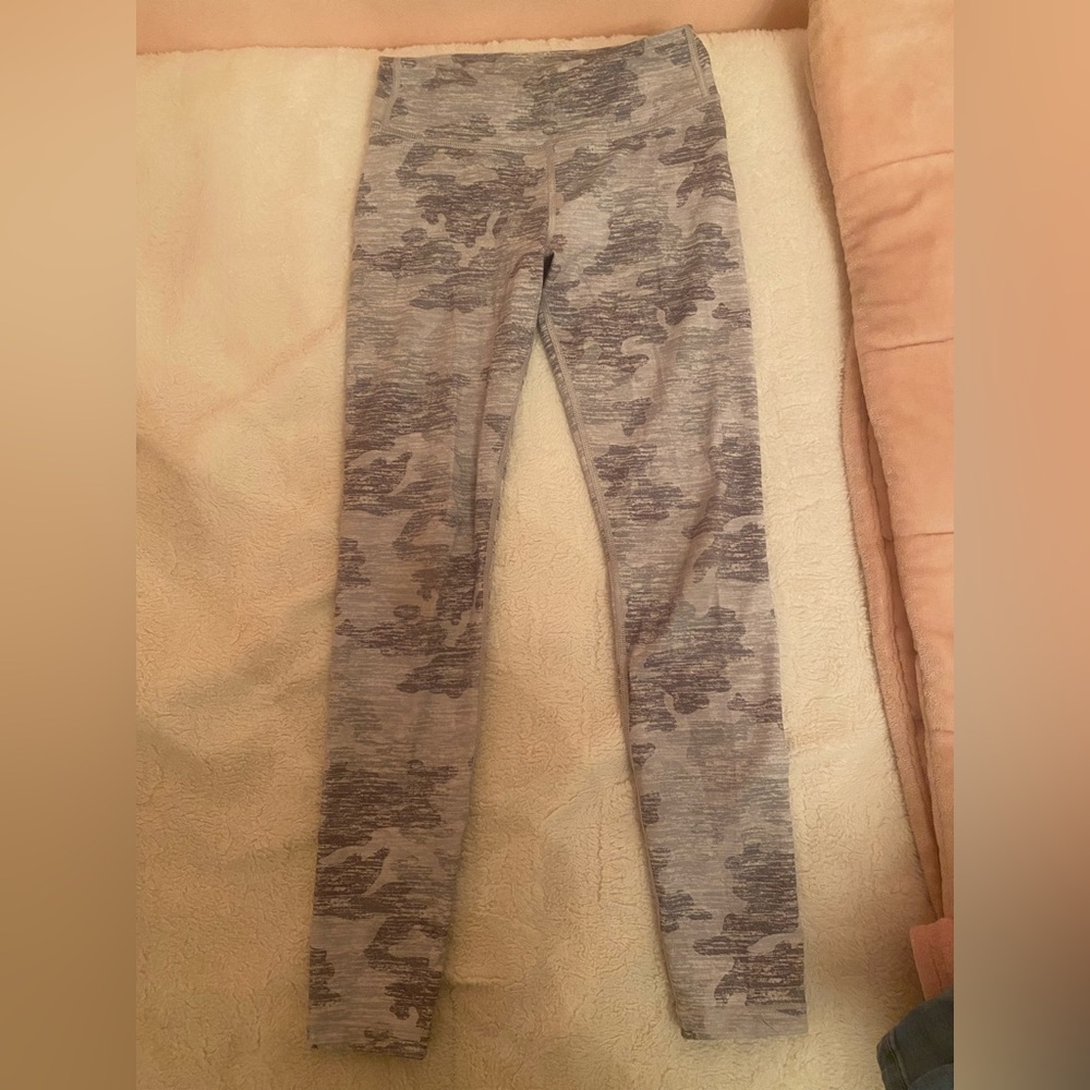 athleta grey camo leggings